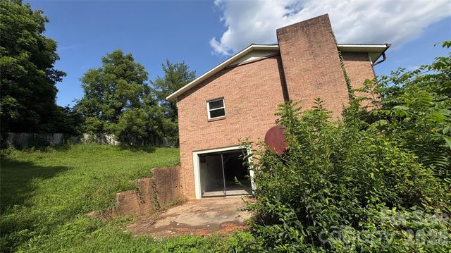 520 Cottrell Hill Road, Lenoir, NC 28645