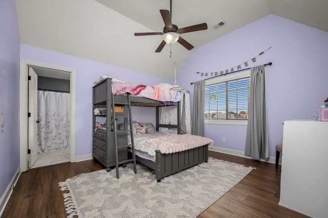 2618 Cloverfields Ct, Murfreesboro, TN 37130