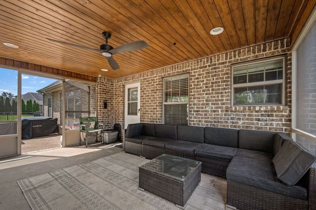 2618 Cloverfields Ct, Murfreesboro, TN 37130