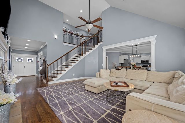 2618 Cloverfields Ct, Murfreesboro, TN 37130