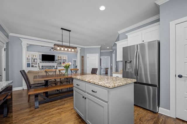2618 Cloverfields Ct, Murfreesboro, TN 37130