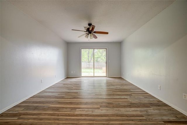 104 Oakside Drive, Moore, OK 73160