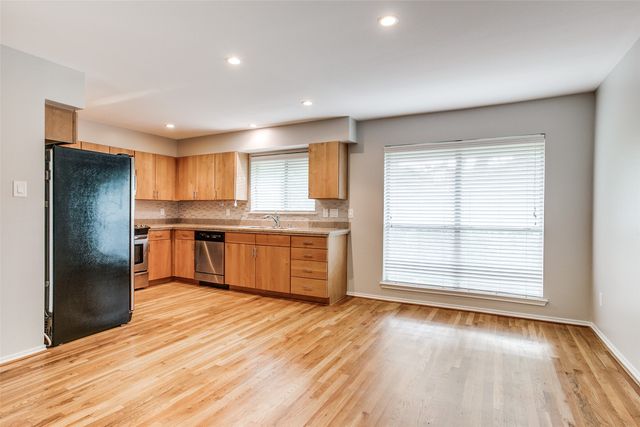 4616 W Lovers Lane, Dallas, TX 75209