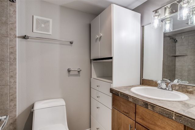 4616 W Lovers Lane, Dallas, TX 75209