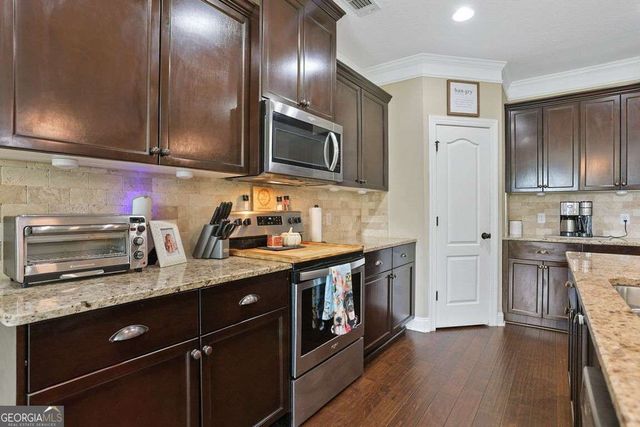 128 Vintage Drive, Guyton, GA 31312