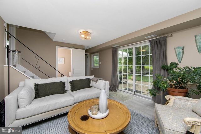 1517 BEVERLY TER, Cherry Hill, NJ 08003