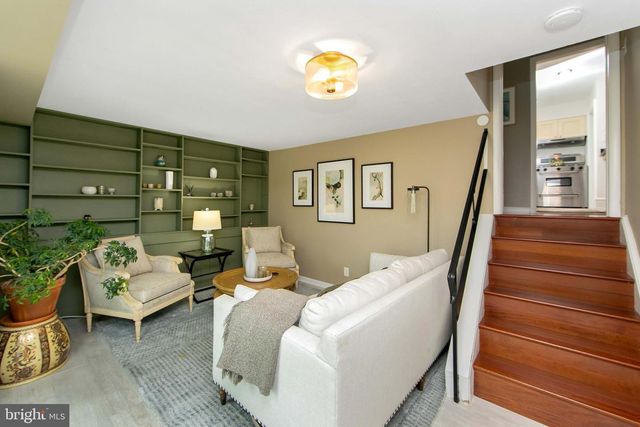1517 BEVERLY TER, Cherry Hill, NJ 08003