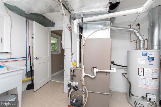 1517 BEVERLY TER, Cherry Hill, NJ 08003