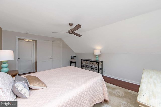 1517 BEVERLY TER, Cherry Hill, NJ 08003