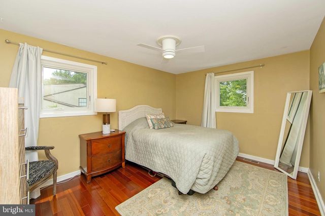 1517 BEVERLY TER, Cherry Hill, NJ 08003