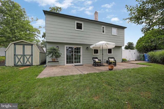 1517 BEVERLY TER, Cherry Hill, NJ 08003