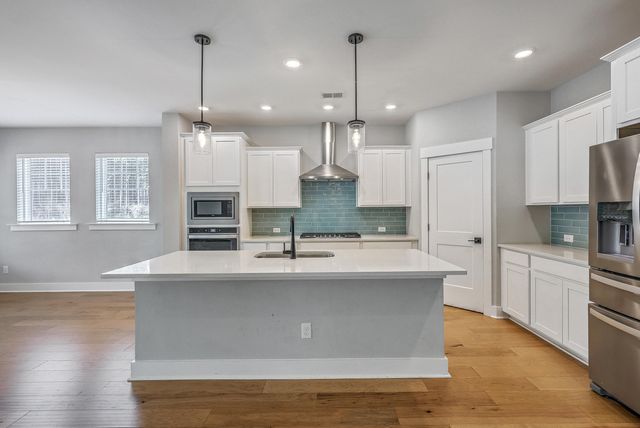 212 Clearblue, Summerville, SC 29486