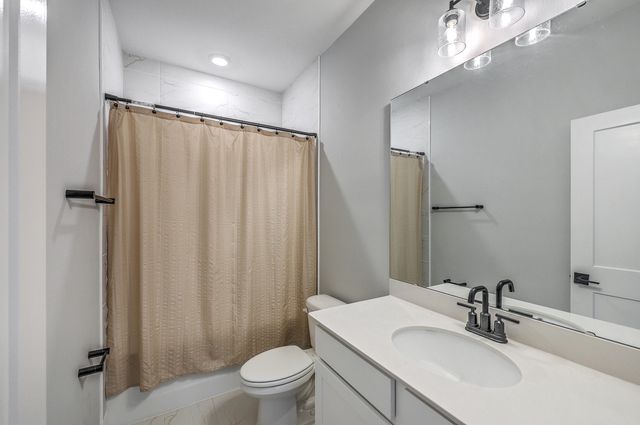 212 Clearblue, Summerville, SC 29486