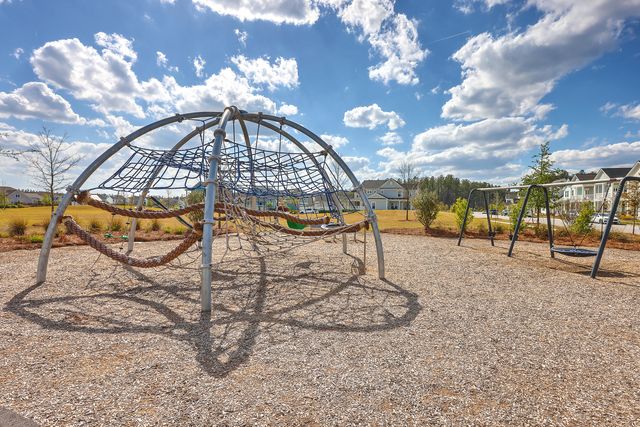 212 Clearblue, Summerville, SC 29486