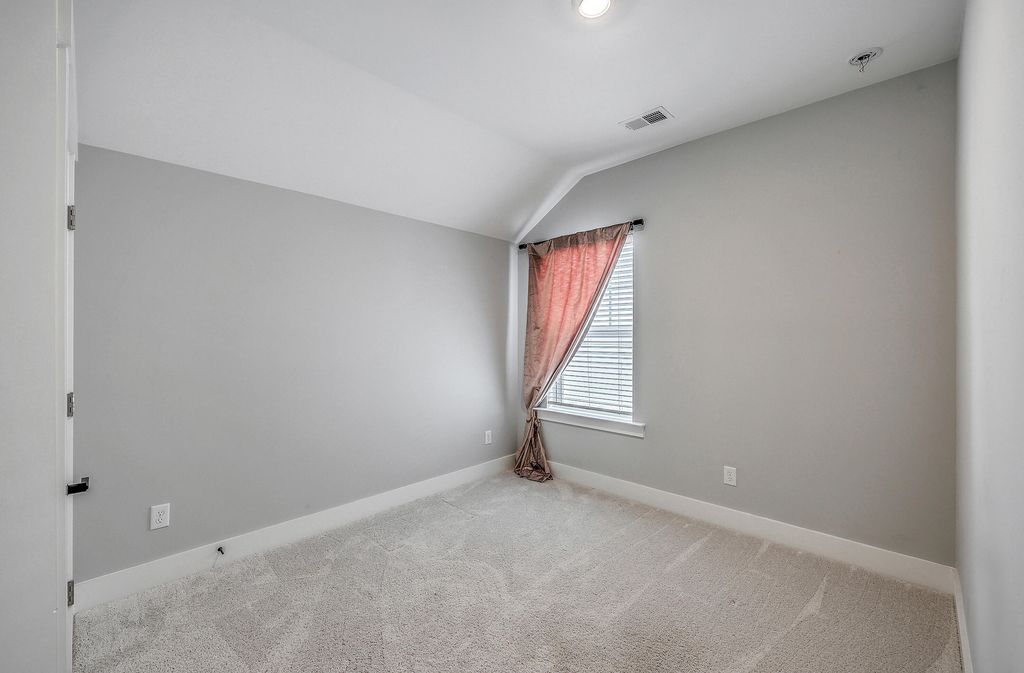 Image 26 of property listing at 212 Clearblue Lp, Summerville, SC 29486