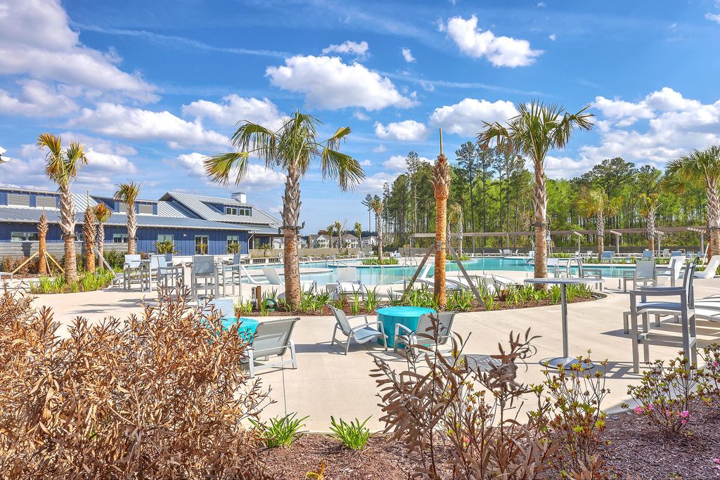 Image 43 of property listing at 212 Clearblue Lp, Summerville, SC 29486