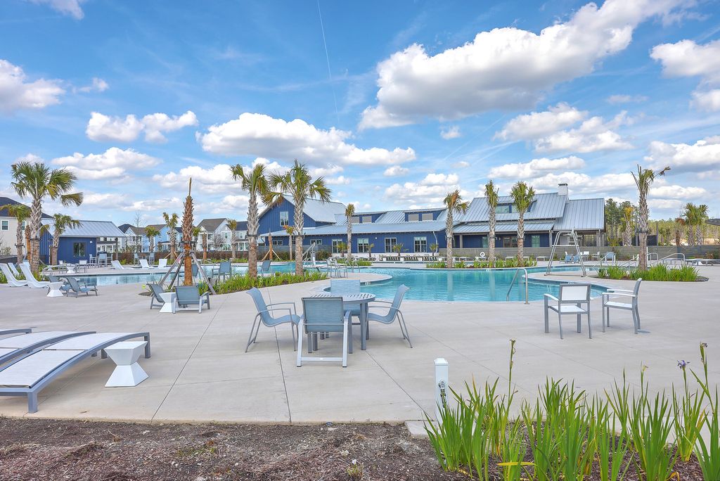 Image 44 of property listing at 212 Clearblue Lp, Summerville, SC 29486