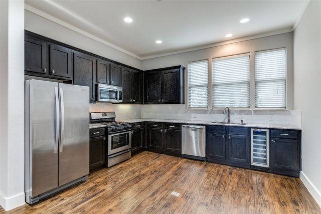 4323 Dickason Avenue 3, Dallas, TX 75219