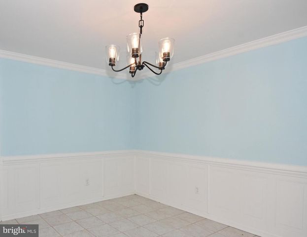 4011 GROSSE POINT DR, Salisbury, MD 21804