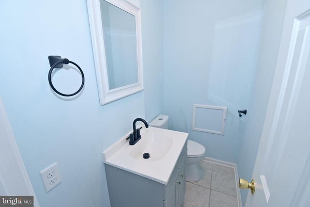 4011 GROSSE POINT DR, Salisbury, MD 21804