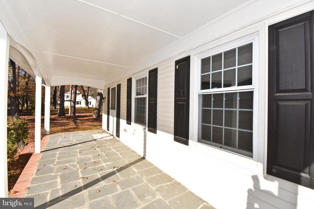 4011 GROSSE POINT DR, Salisbury, MD 21804