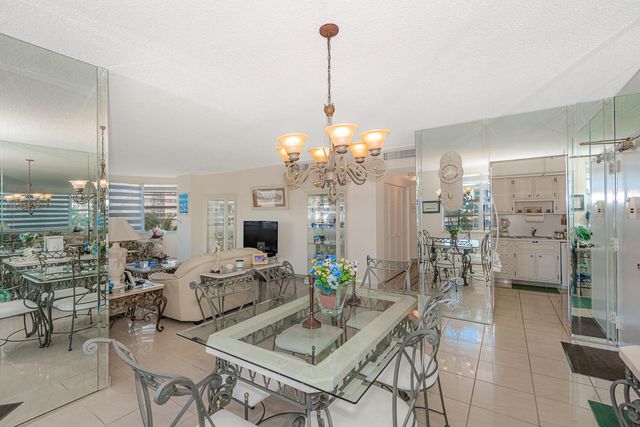 1980 S OCEAN Drive 3P, Hallandale Beach, FL 33009