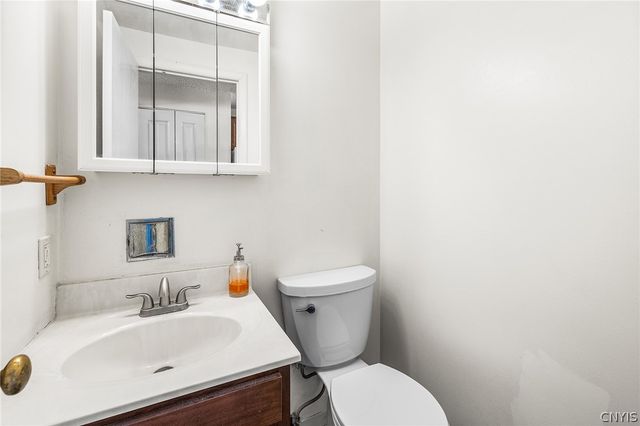 364 Cameco Circle, Salina, NY 13090