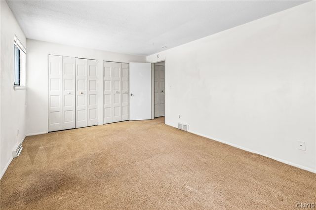 364 Cameco Circle, Salina, NY 13090