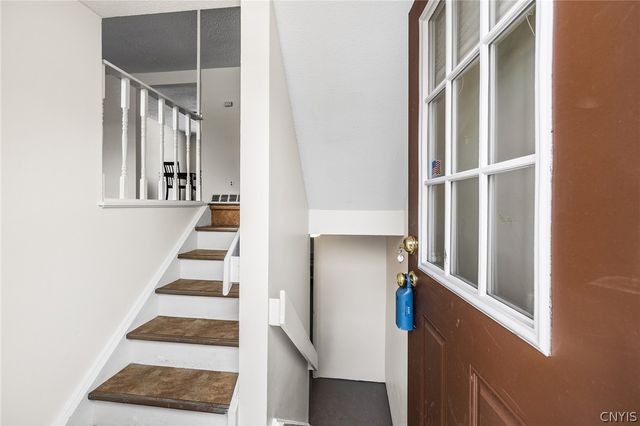 364 Cameco Circle, Salina, NY 13090