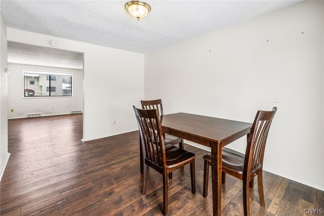 364 Cameco Circle, Salina, NY 13090