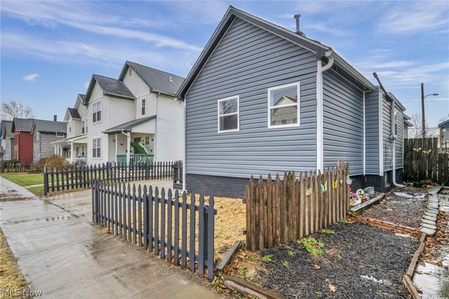 2160 Fulton Road, Cleveland, OH 44113