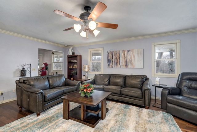 5603 S Farm Rd 137, Springfield, MO 65810