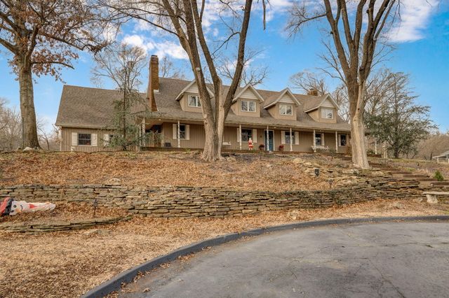 5603 S Farm Rd 137, Springfield, MO 65810