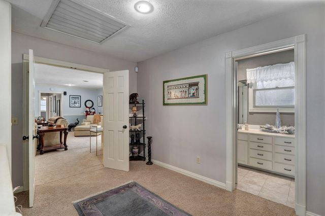 5603 S Farm Rd 137, Springfield, MO 65810