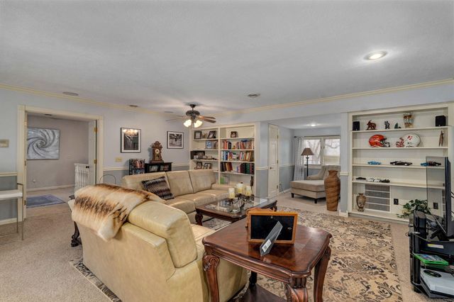 5603 S Farm Rd 137, Springfield, MO 65810