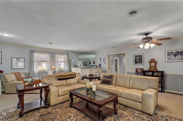 5603 S Farm Rd 137, Springfield, MO 65810