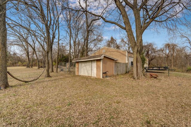 5603 S Farm Rd 137, Springfield, MO 65810