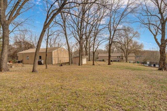 5603 S Farm Rd 137, Springfield, MO 65810