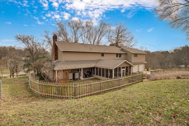 5603 S Farm Rd 137, Springfield, MO 65810