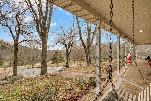 5603 S Farm Rd 137, Springfield, MO 65810