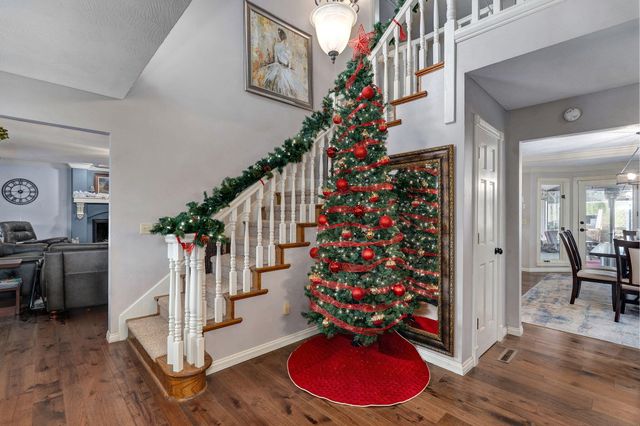 5603 S Farm Rd 137, Springfield, MO 65810