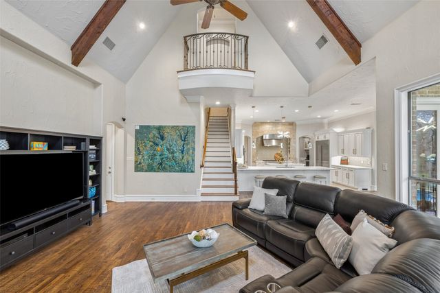 1204 Strathmore Drive, Southlake, TX 76092