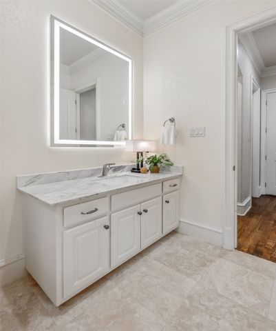 1204 Strathmore Drive, Southlake, TX 76092