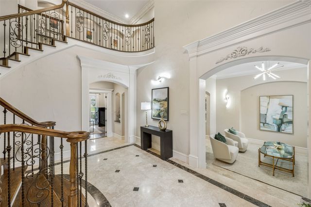 1204 Strathmore Drive, Southlake, TX 76092