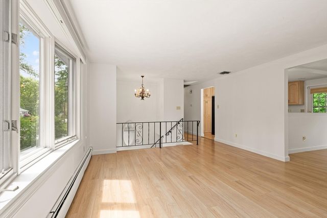 21 Clarke St, Sharon, MA 02067