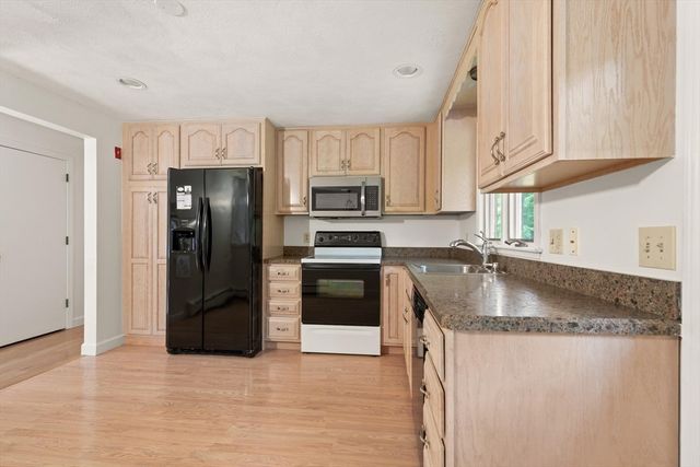 21 Clarke St, Sharon, MA 02067