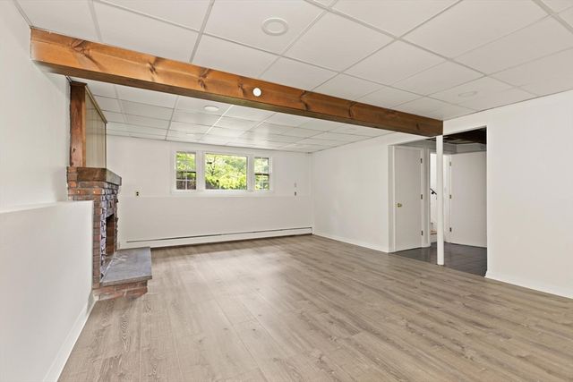 21 Clarke St, Sharon, MA 02067
