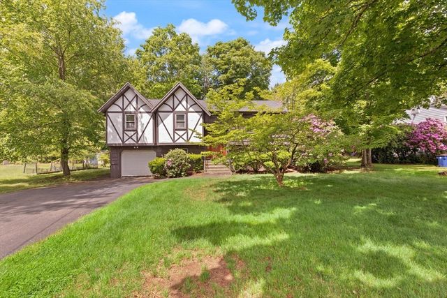 21 Clarke St, Sharon, MA 02067