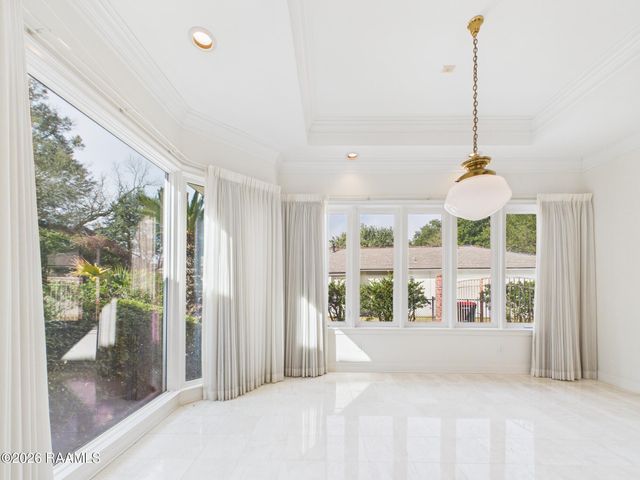 327 Beverly Drive, Lafayette, LA 70503