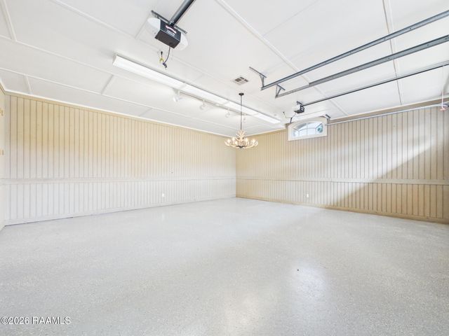 327 Beverly Drive, Lafayette, LA 70503